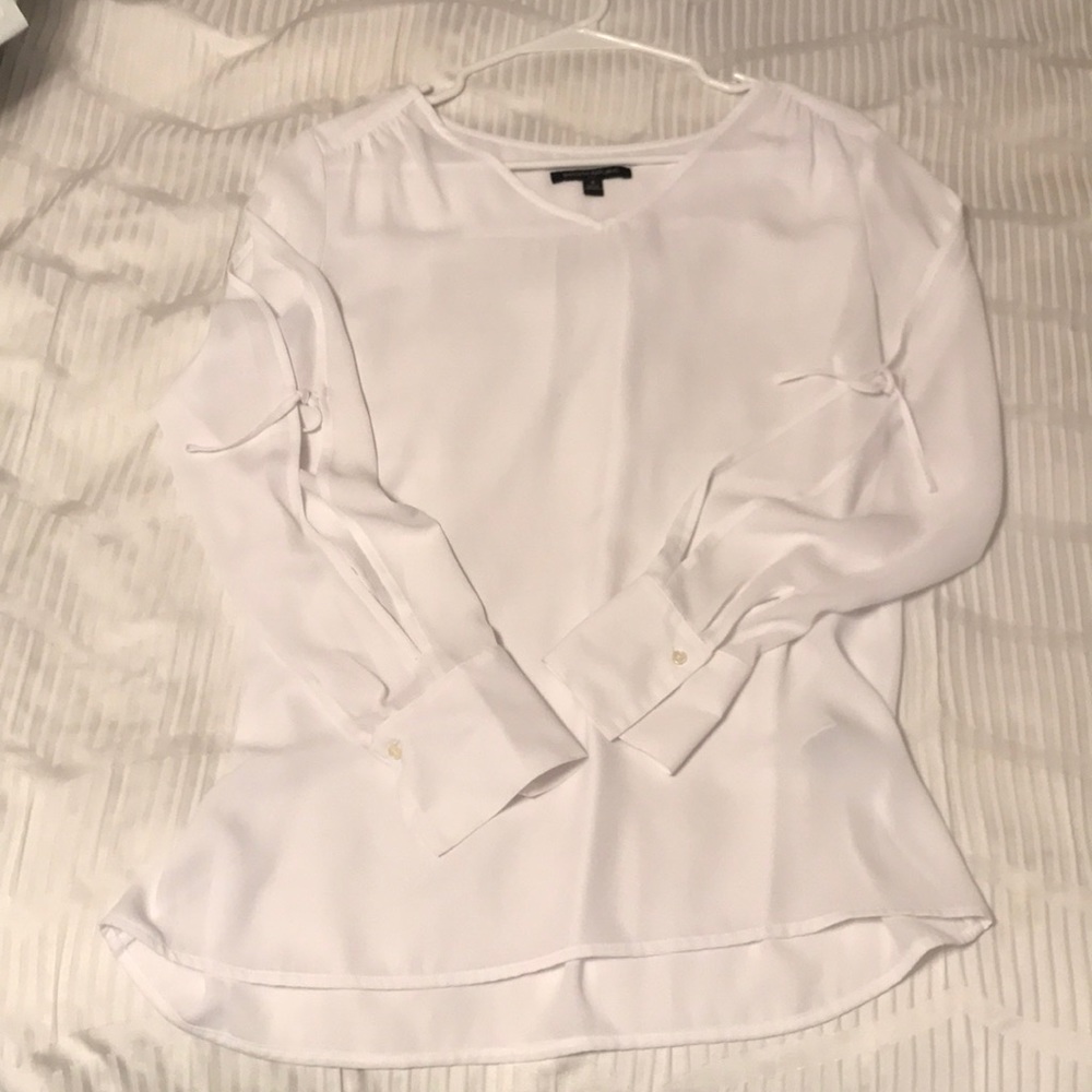 NEW Banana Republic Open tie-sleeve top!